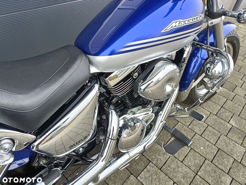 Suzuki Marauder - 21