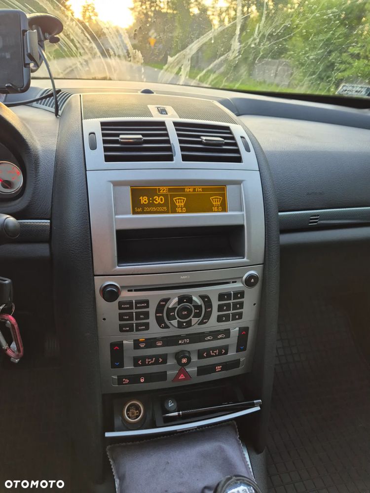 Peugeot 407 2.2 HDI Intense - 12