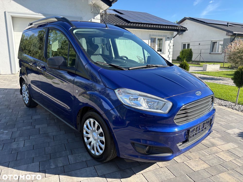 Ford Tourneo Courier 1.0 EcoBoost S&S Titanium - 3
