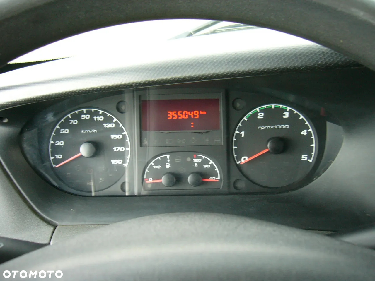 Iveco Daily 40C15 3,0 Tdi 150Ps EURO5 - 15