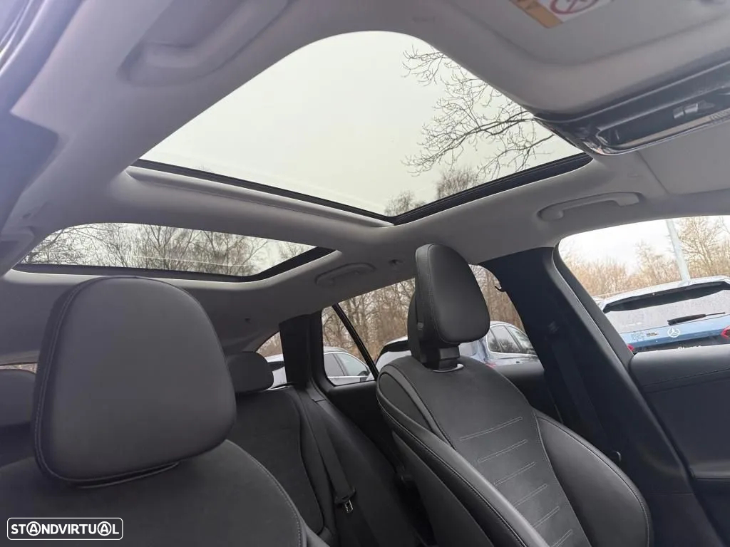 Mercedes-Benz C 300 de 4Matic T 9G-TRONIC AMG Line - 10