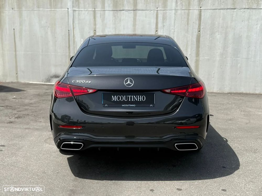 Mercedes-Benz C 300 de AMG Line - 5