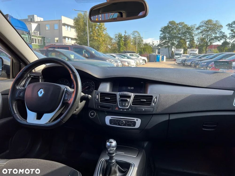 Renault Laguna 2.0 dCi Expression - 15