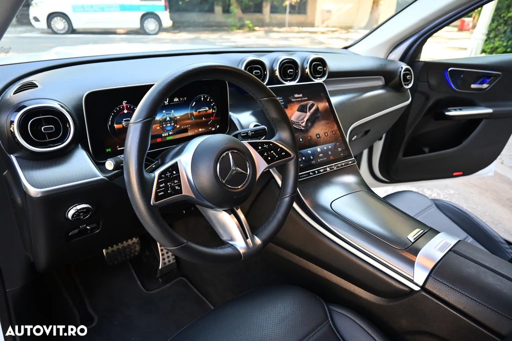 Mercedes-Benz GLC 300 e 4MATIC PHEV - 31