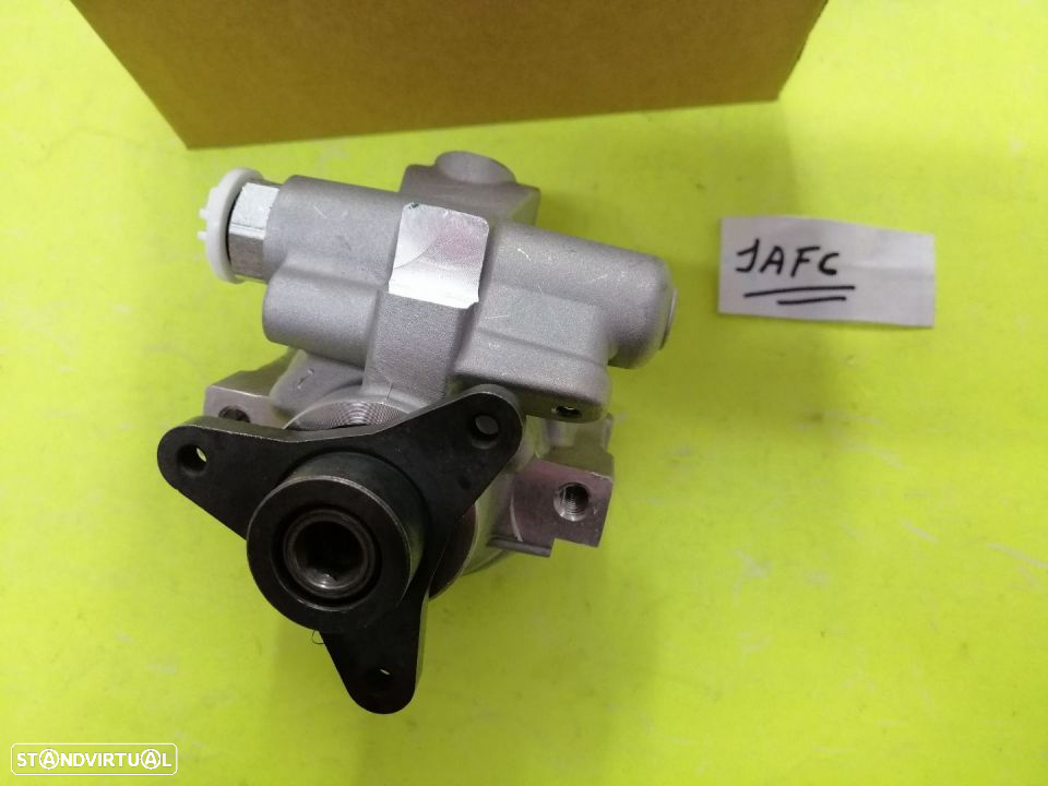 Bomba da direcção assistida Nissan Renault Master Trafic Opel Movano NOVA - 2