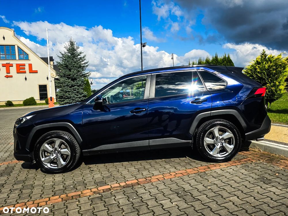 Toyota RAV4 - 4