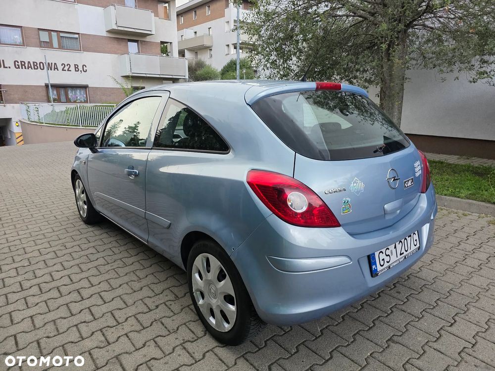 Opel Corsa 1.2 16V Essentia - 3