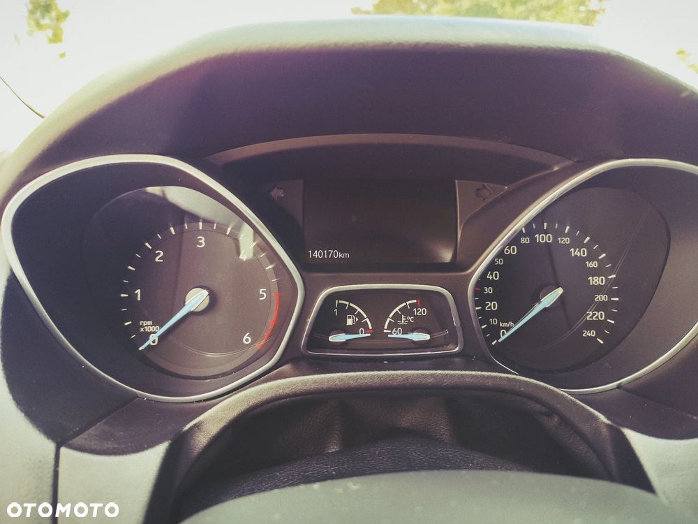 Ford Focus 1.5 TDCi SYNC Edition - 12