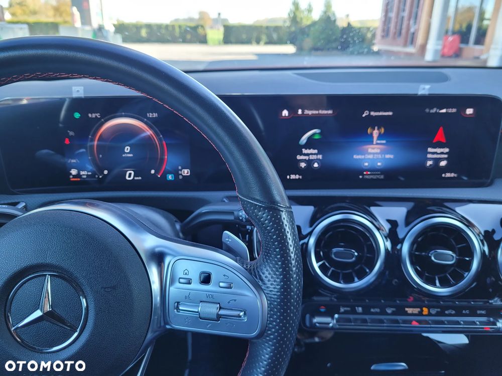 Mercedes-Benz Klasa A 200 AMG Line 7G-DCT - 7