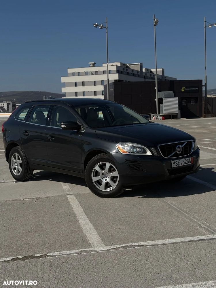 Volvo XC 60 D4 Summum - 1