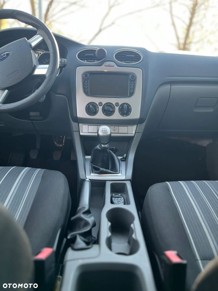 Ford Focus 1.6 TDCi Silver X - 14