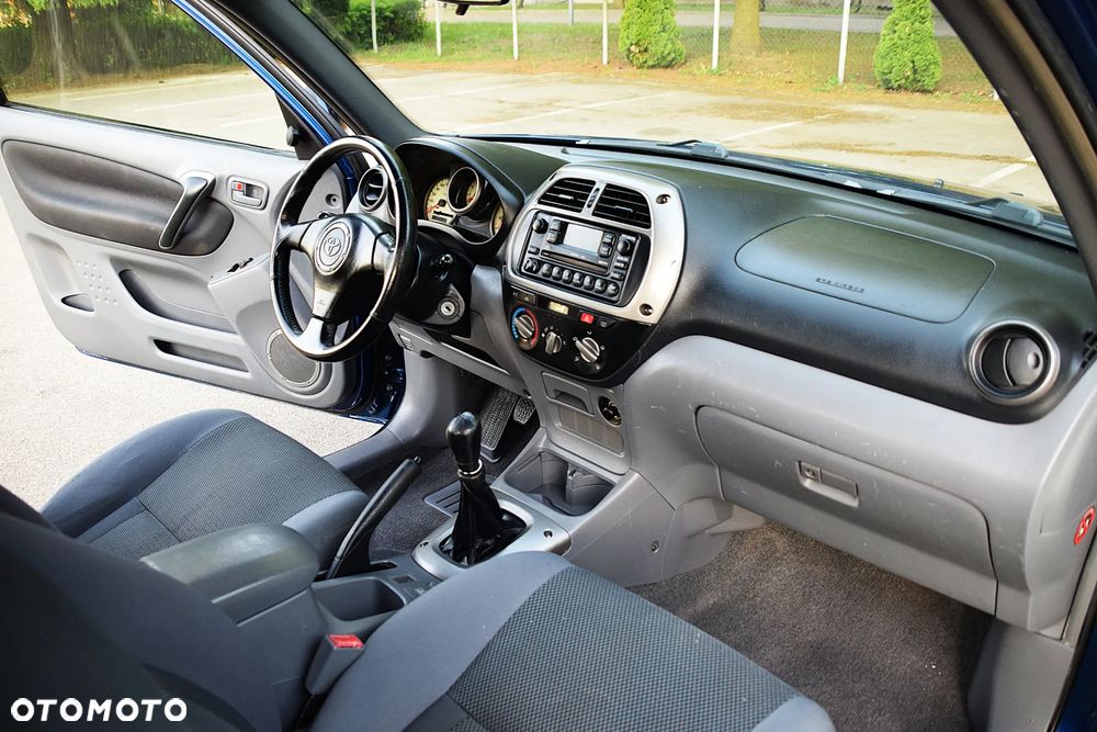 Toyota RAV4 4x4 - 27