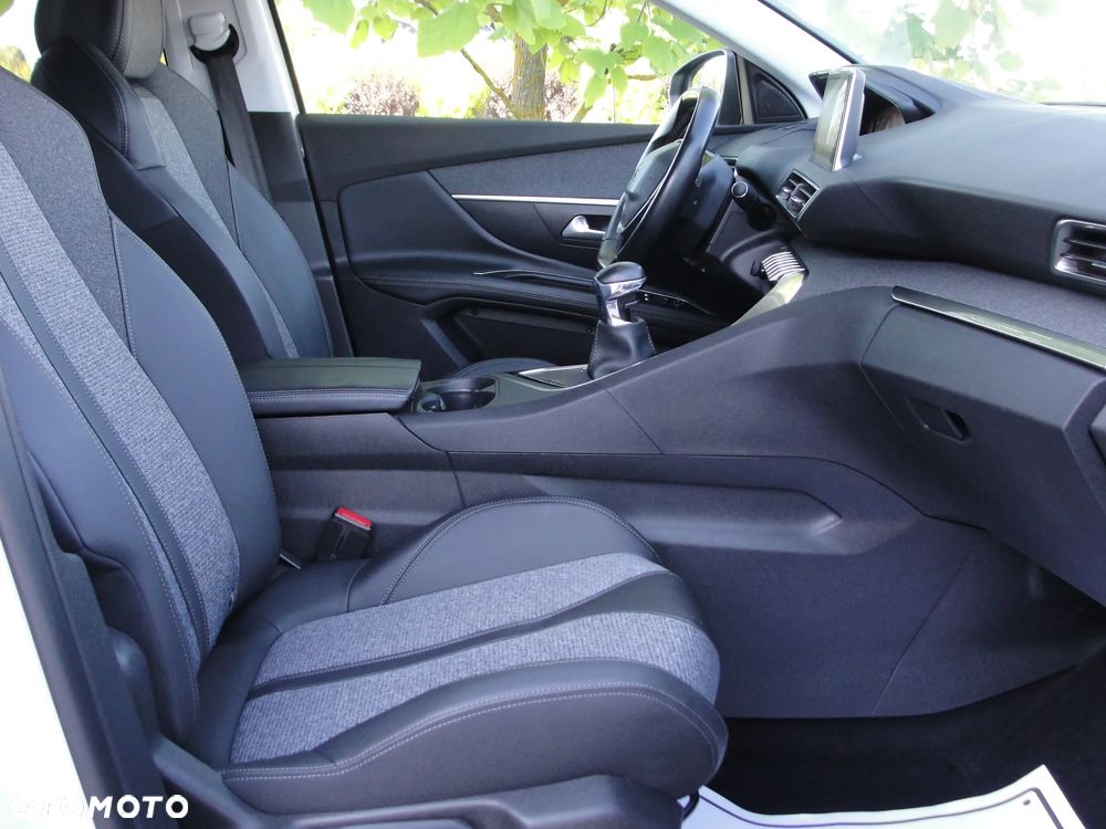 Peugeot 3008 BlueHDi 130 Stop & Start Allure - 30