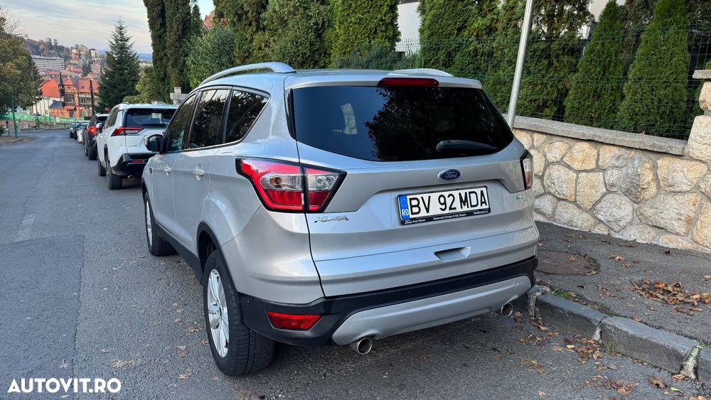 Ford Kuga - 3