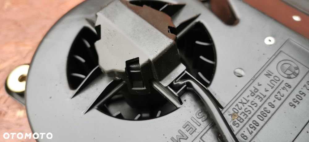 BMW E36 CABRIO ORYGINALNY WENTYLATOR TYLNEJ SZYBY NR. 8 390 857 OEM - 6