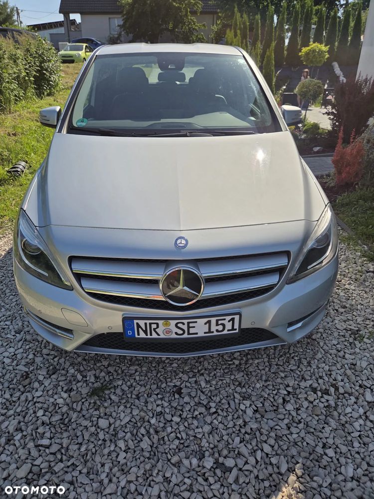 Mercedes-Benz Klasa B 180 BlueEFFICIENCY Edition Style - 29