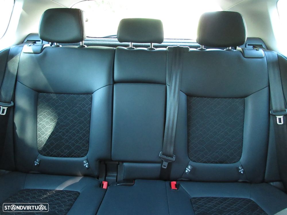 Peugeot 3008 1.6 BlueHDi Crossway EAT6 - 40