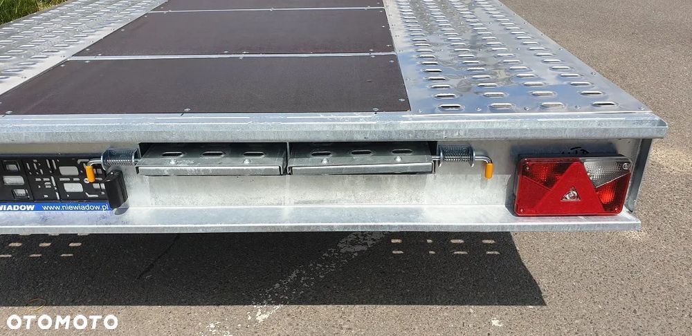 Niewiadów NM MARS 4,5x2,1m 2.7T R13C z sklejka - 7