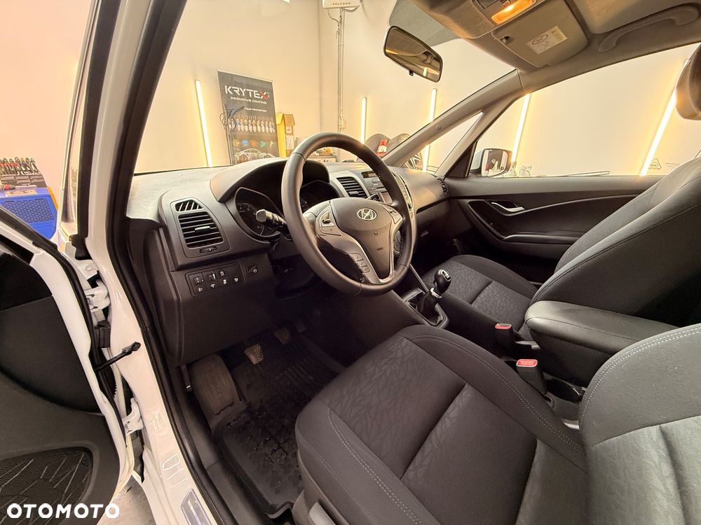 Hyundai ix20 1.6 BlueDrive Classic + - 17