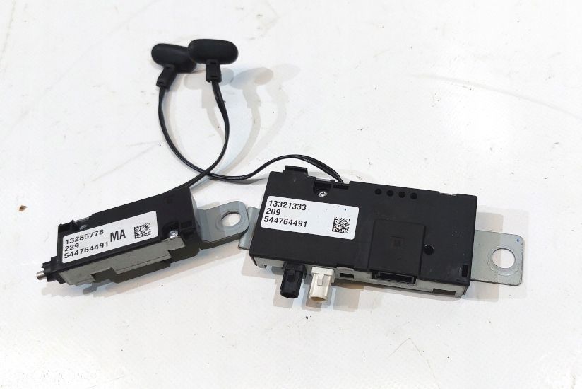 wzmacniacz moduł anteny komplet opel insignia a 13321333 / 13285778 - 1
