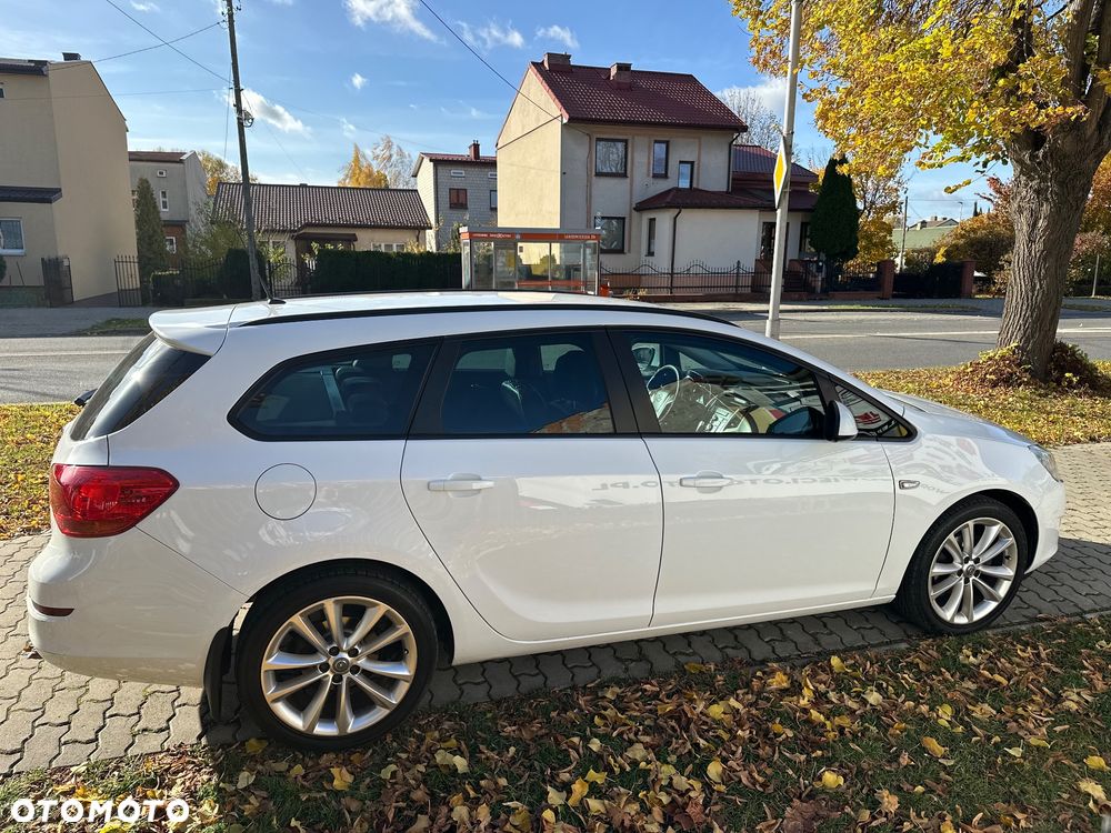 Opel Astra 1.4 Turbo Sports Tourer Design Edition - 3