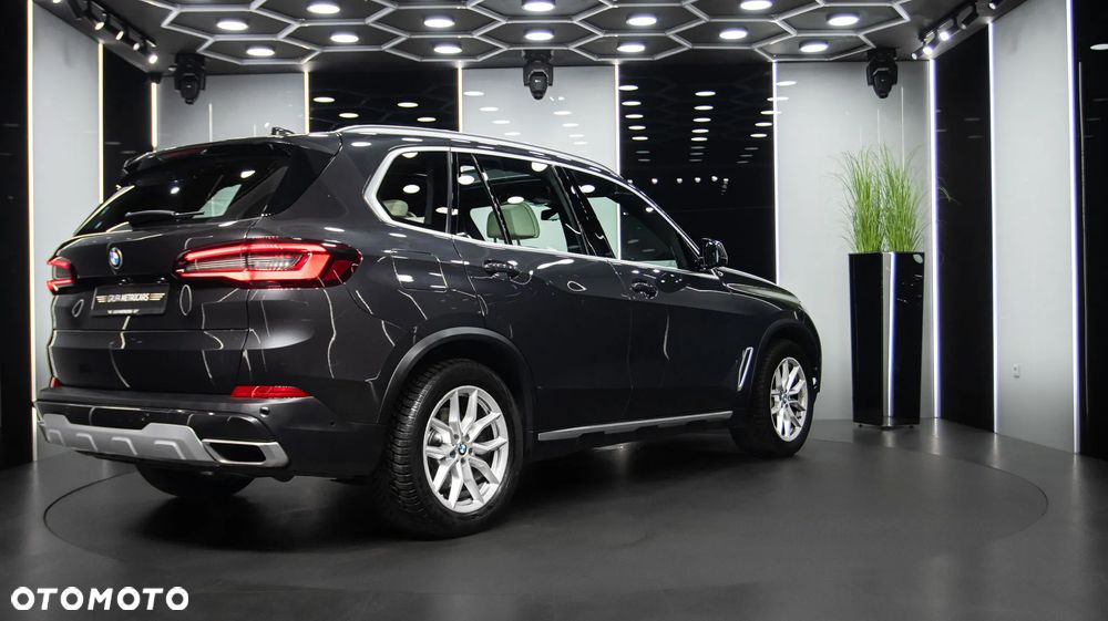 BMW X5 xDrive30d mHEV - 8