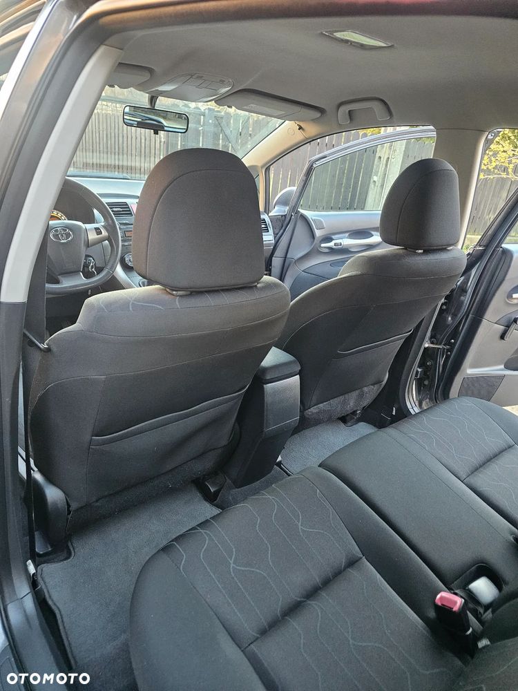 Toyota Auris 1.33 VVT-i Terra - 11