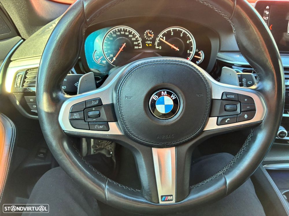 BMW 520 d Pack M Auto - 11