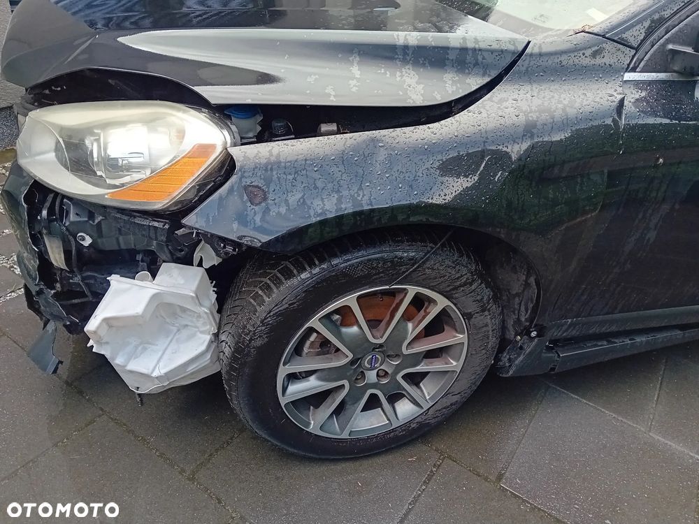 Volvo XC 60 D4 Geartronic Kinetic - 11
