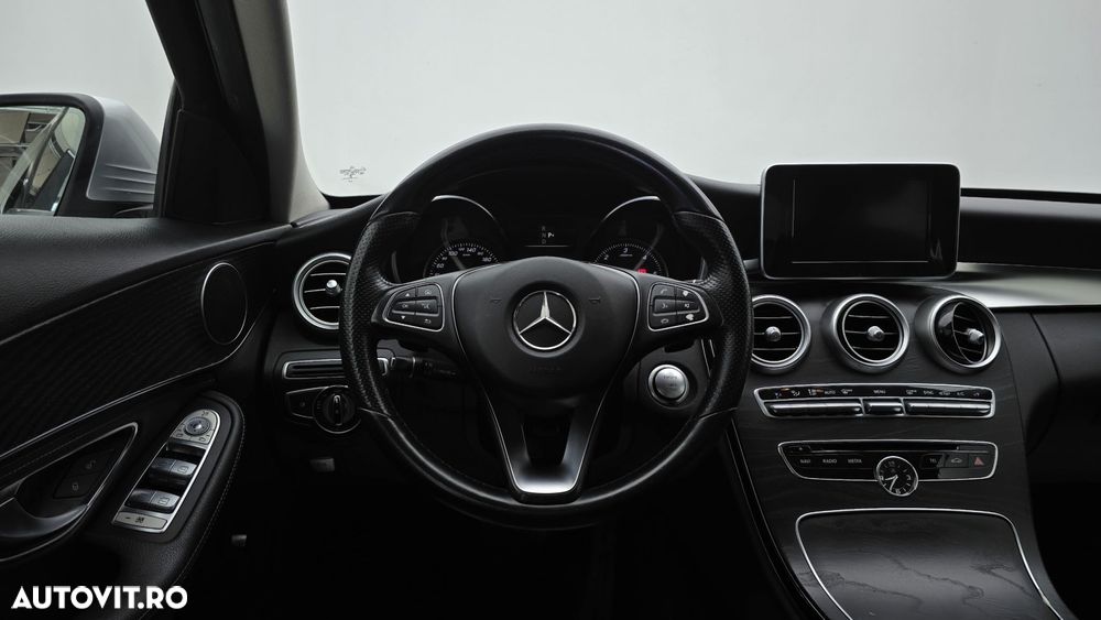 Mercedes-Benz C - 15