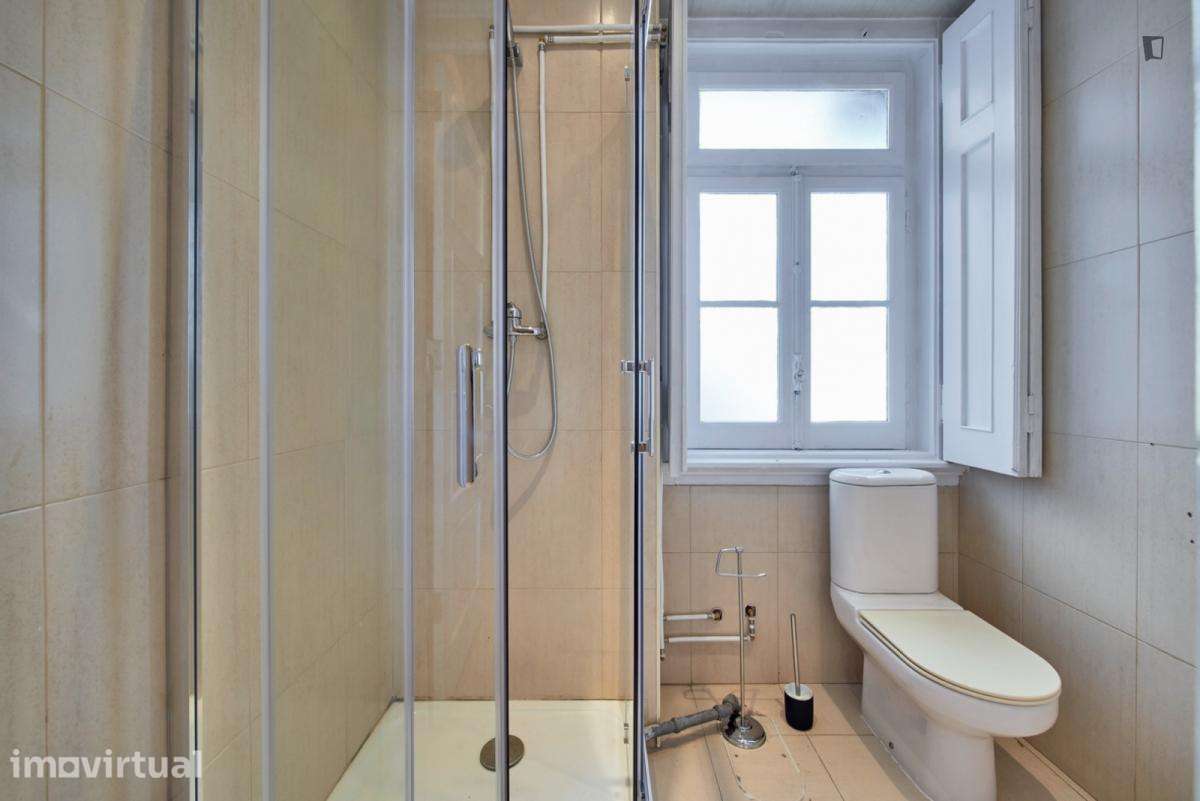 Quarto - localizado em Marquês de Pombal Lisbon - Grande imagem: 4/60