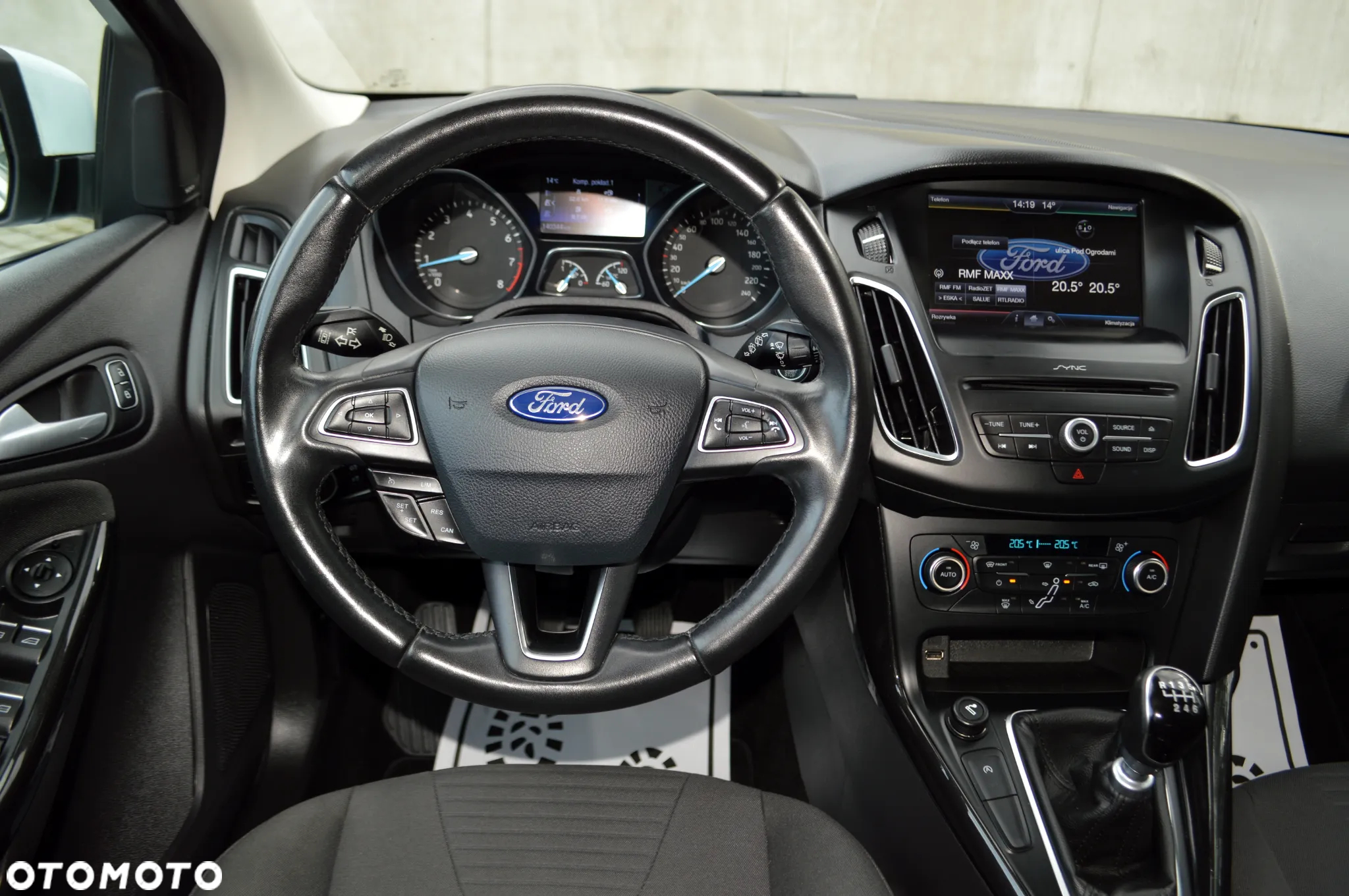 Ford Focus 1.5 EcoBoost ST-Line - 15