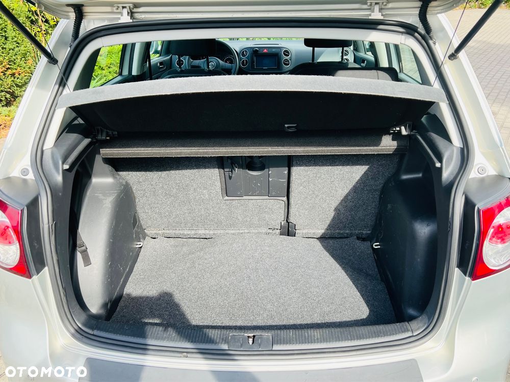 Volkswagen Golf Plus - 9