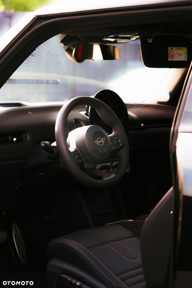 MINI John Cooper Works - 8