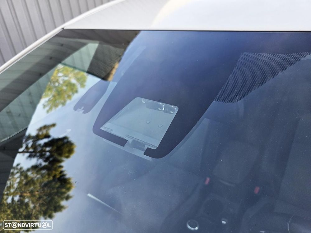 Toyota Auris 1.4 D-4D Comfort+Pack Techno - 37