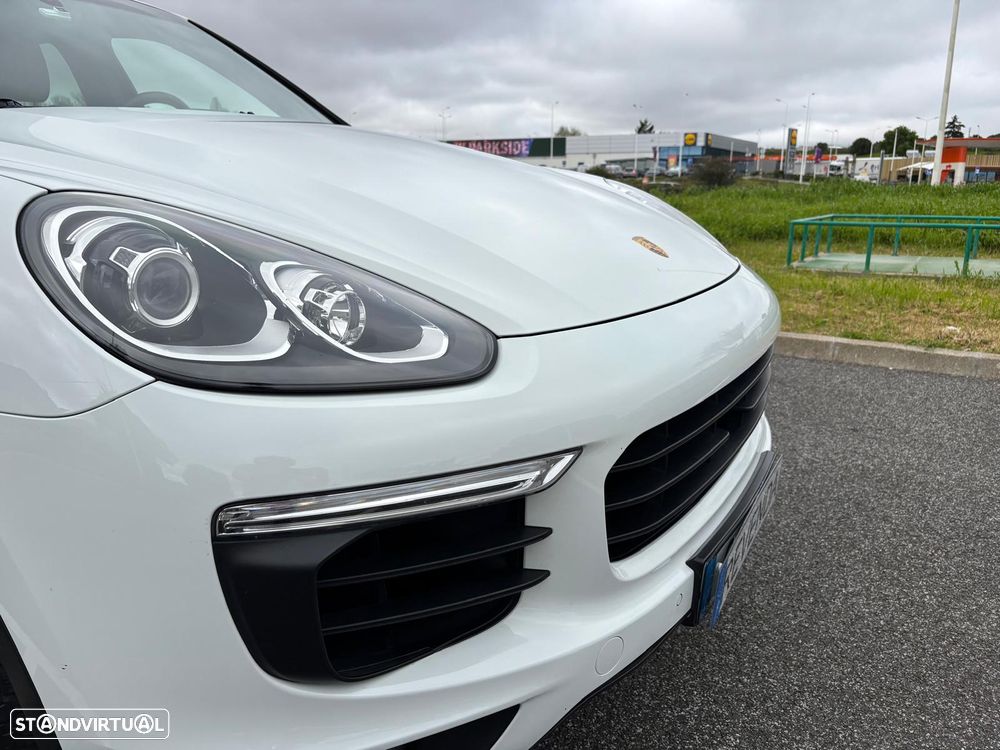 Porsche Cayenne S Tiptronic S - 25