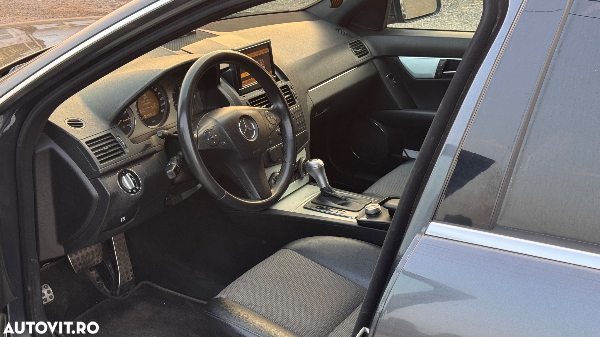 Mercedes-Benz C - 10