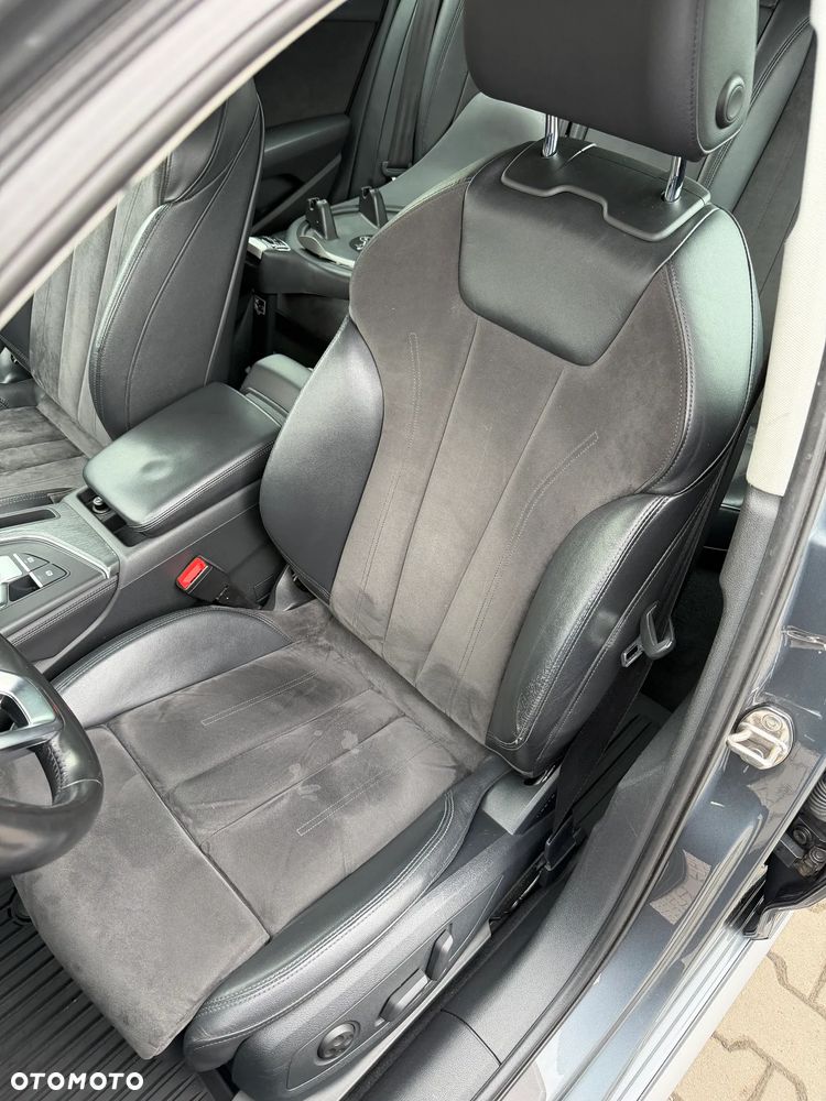 Audi A4 Allroad - 10