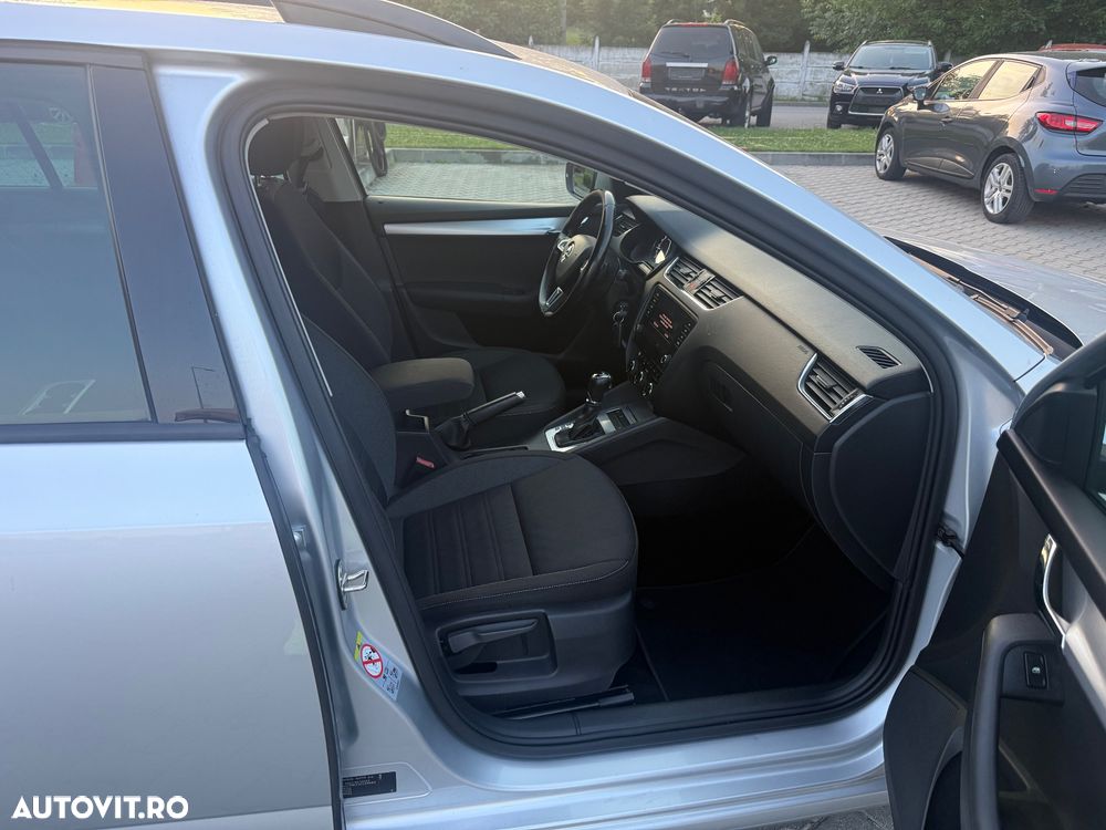 Skoda Octavia 2.0 TDI DSG Drive - 8