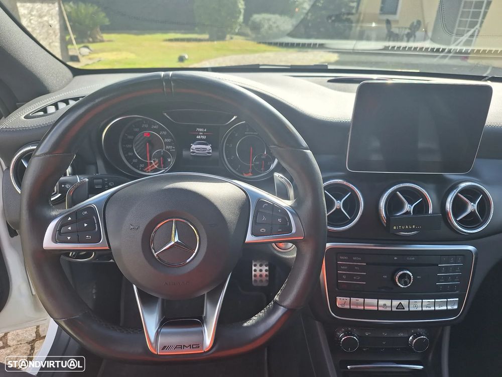 Mercedes-Benz CLA 45 AMG Shooting Brake 4Matic+ - 4