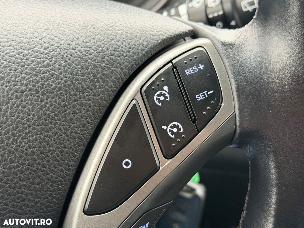 Hyundai i30 1.4 Classic - 8