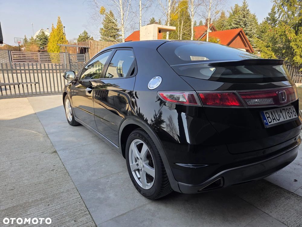 Honda Civic 1.8 Comfort - 4