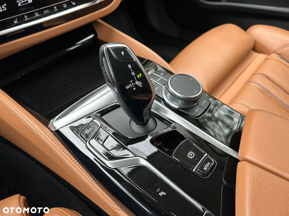 BMW Seria 5 520d MHEV Luxury Line - 19