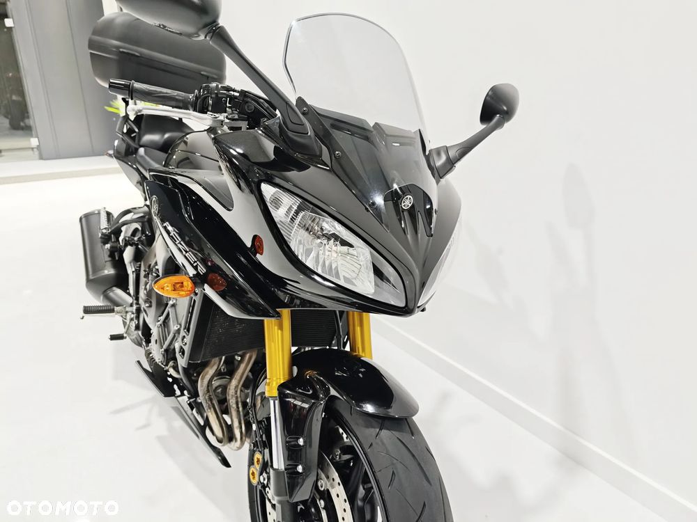 Yamaha FZ - 9