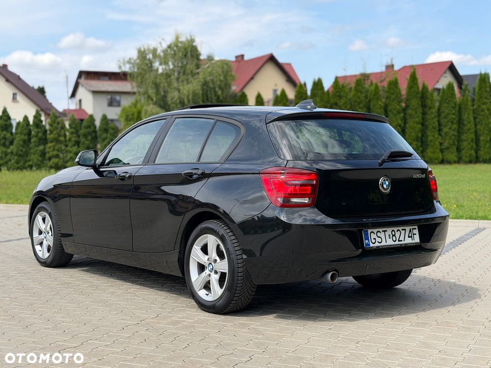 BMW Seria 1 120d Sport Line - 4