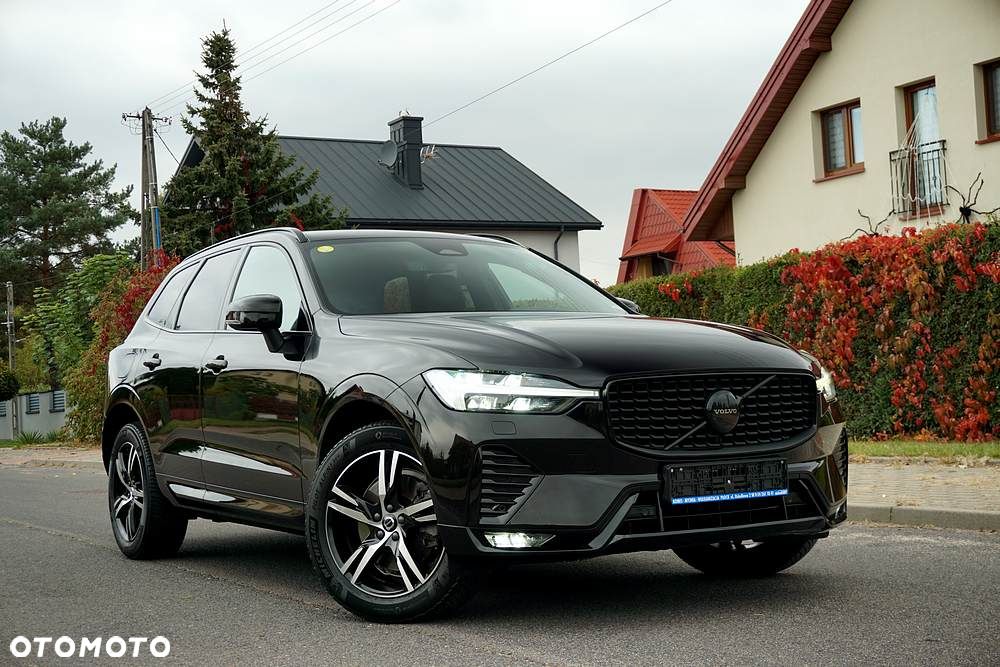 Volvo XC 60 B4 D Plus Dark - 3