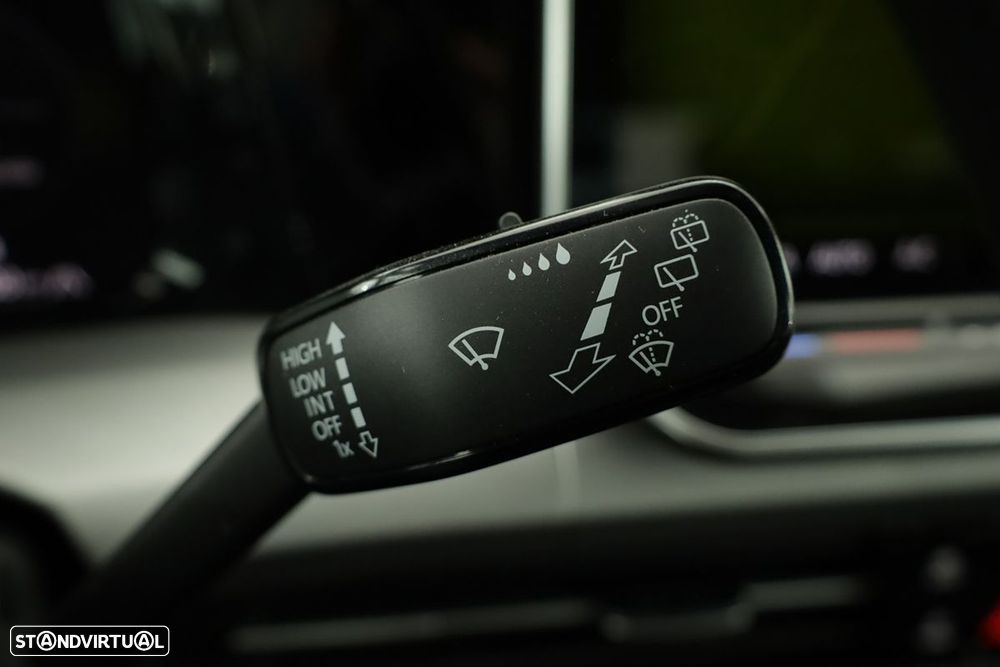 VW Golf 1.5 TSI e-Hybrid Life DSG - 19