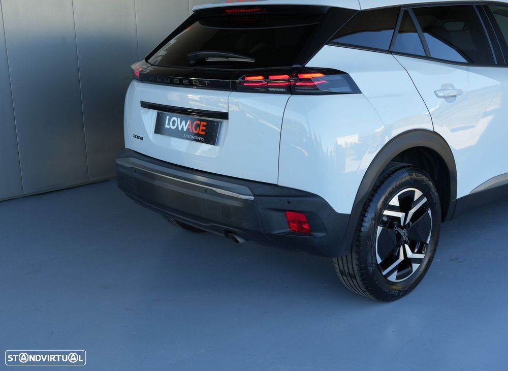 Peugeot 2008 1.2 PureTech Allure Pack - 27