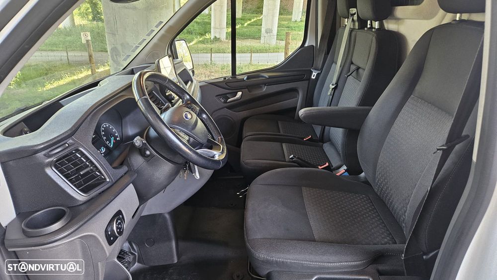 Ford Transit Costum Longa AUTOMÁTICA IVA DEDUTIVEL - 13