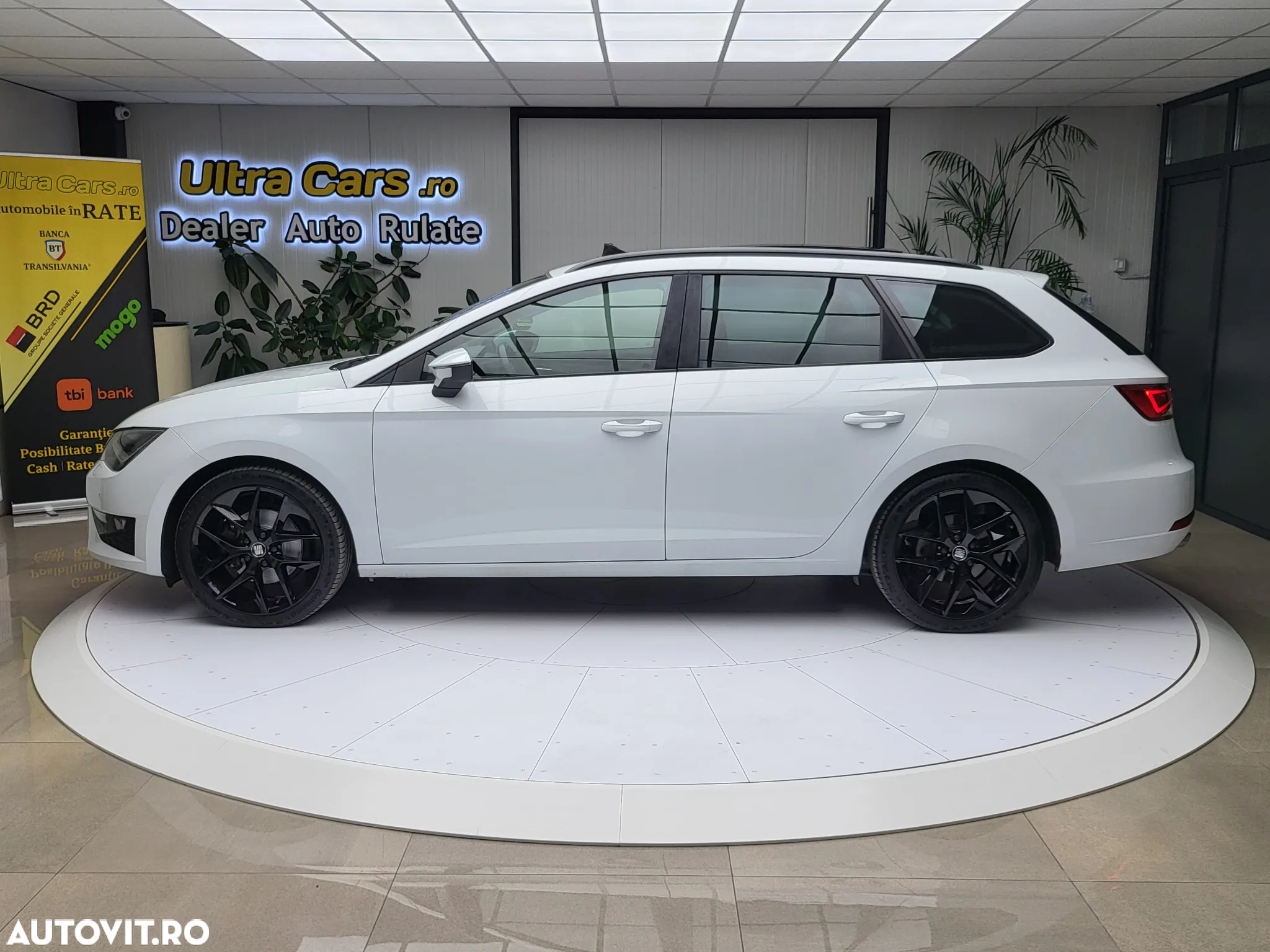 Seat Leon ST 2.0 TDI Start&Stop 4DRIVE FR - 3